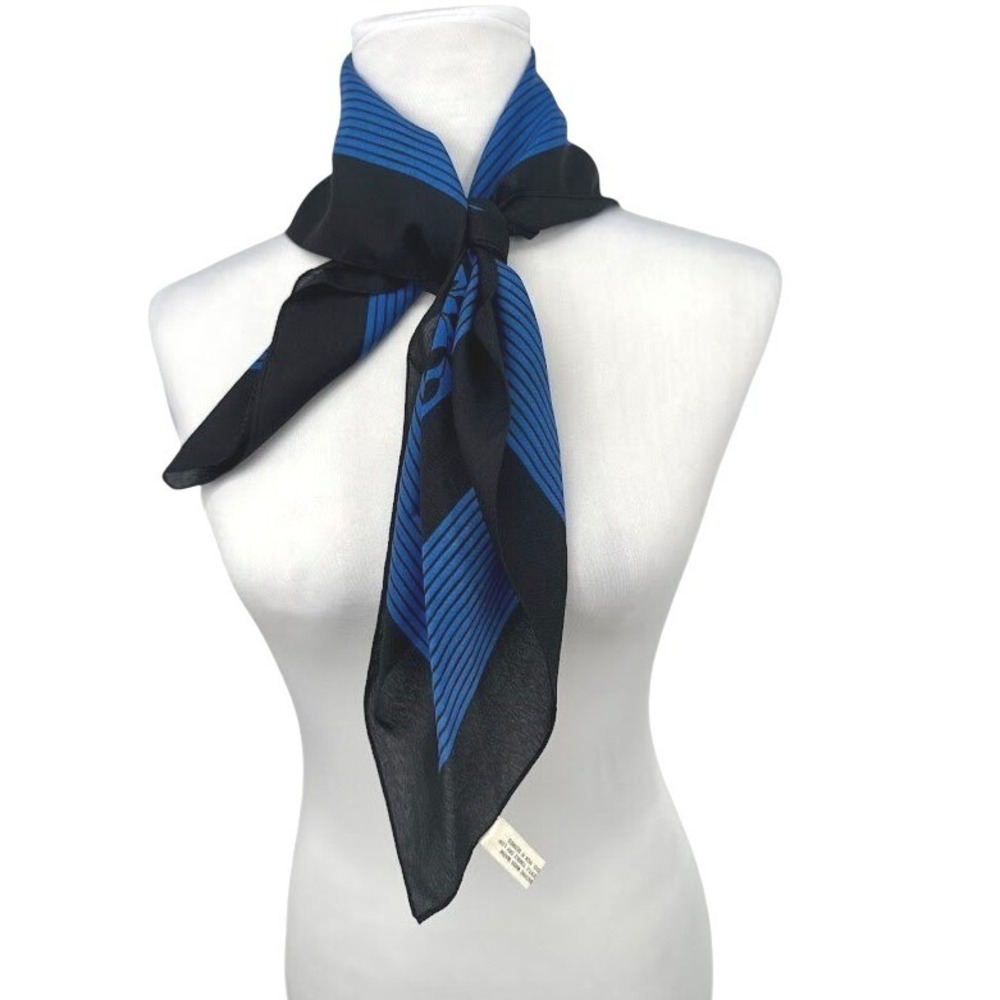 Valentina Fiore Scarf Women OS Italy Blue Black Floral Leaf Striped 26" Square